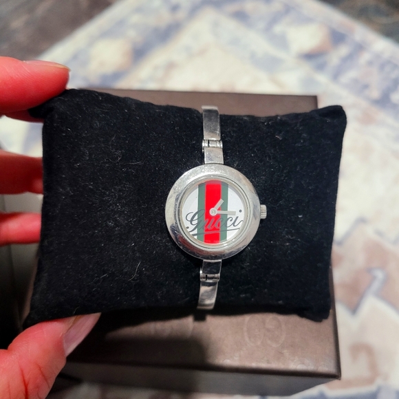 Gucci Watch - Picture 1 of 4